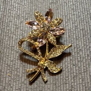 Source Unknown Gold and Silver Floral Brooch
